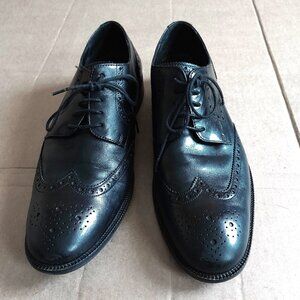 Cole Haan men’s black wing tip oxford dress shoes size 10 medium